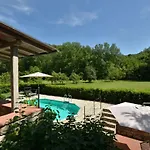 Capanna Di Camporata *